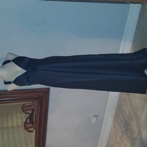 Long gown, Size 6, navy blue